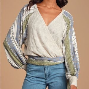 NWT Lulu’s waffle knit v neck top